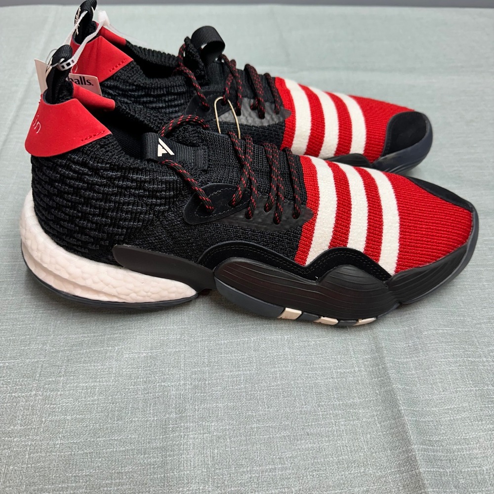 Adidas Trae Young 2 Basketball Shoes Mens 11 Black Red White Athletic Sneakers